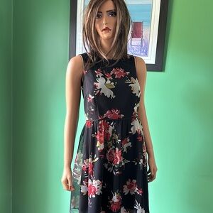 ❤️❤️NWOT Ann Taylor Loft Sleeveless Dress❤️❤️